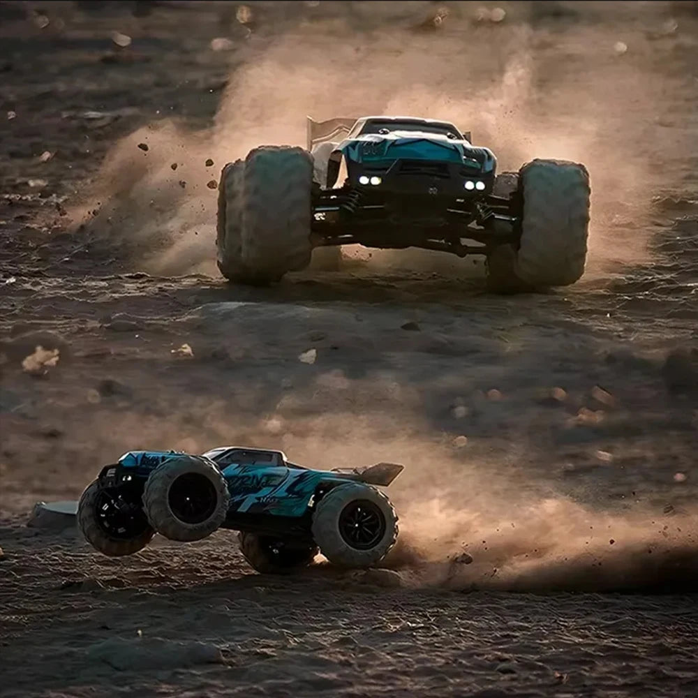 Four WD Brushless RC Racing Car With High Speed Remote Control